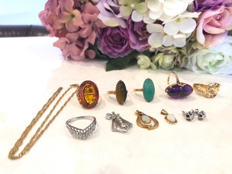 貴金属製品を買取させて頂きました。